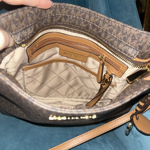 Michael Kors Jet Set Brown Signature Coated Canvas Crossbody Bag Do0425wxde - Picture 4 of 6